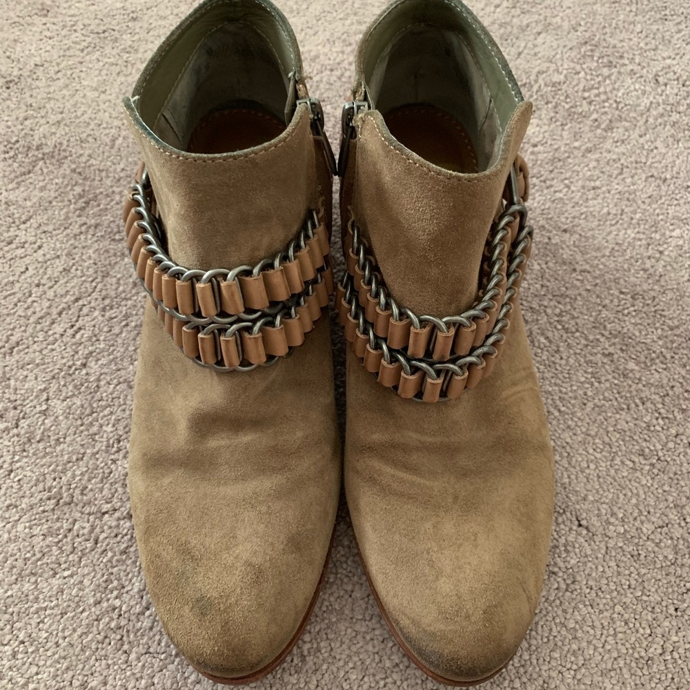 Sam Edelman Taupe Boot